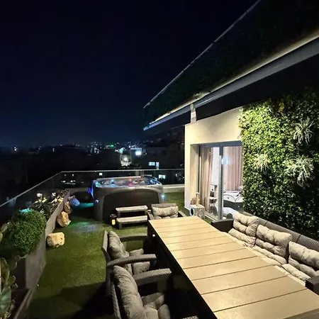 3 Bedroom Penthouse Jacuzzi Seaview Лімасол Екстер'єр фото