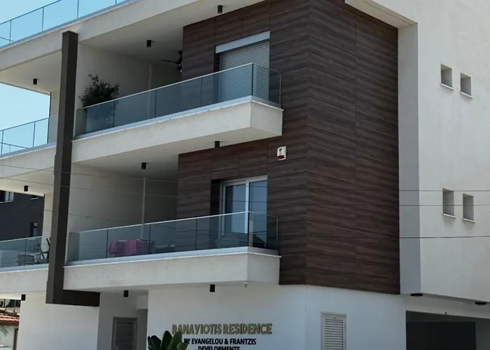 3 Bedroom Penthouse Jacuzzi Seaview