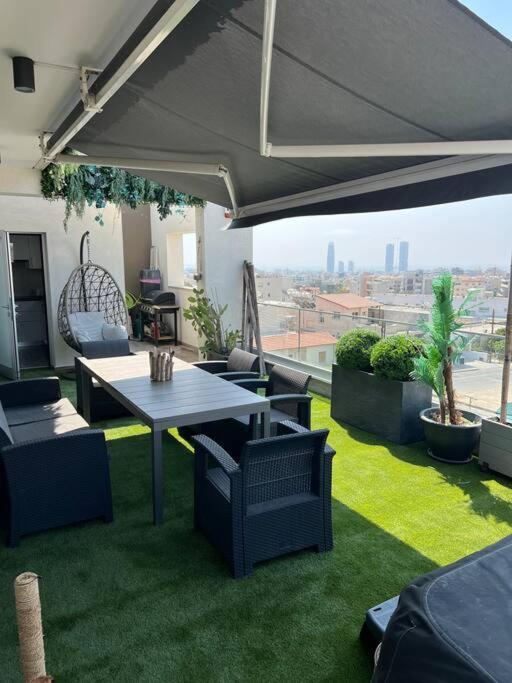3 Bedroom Penthouse Jacuzzi Seaview Διαμέρισμα